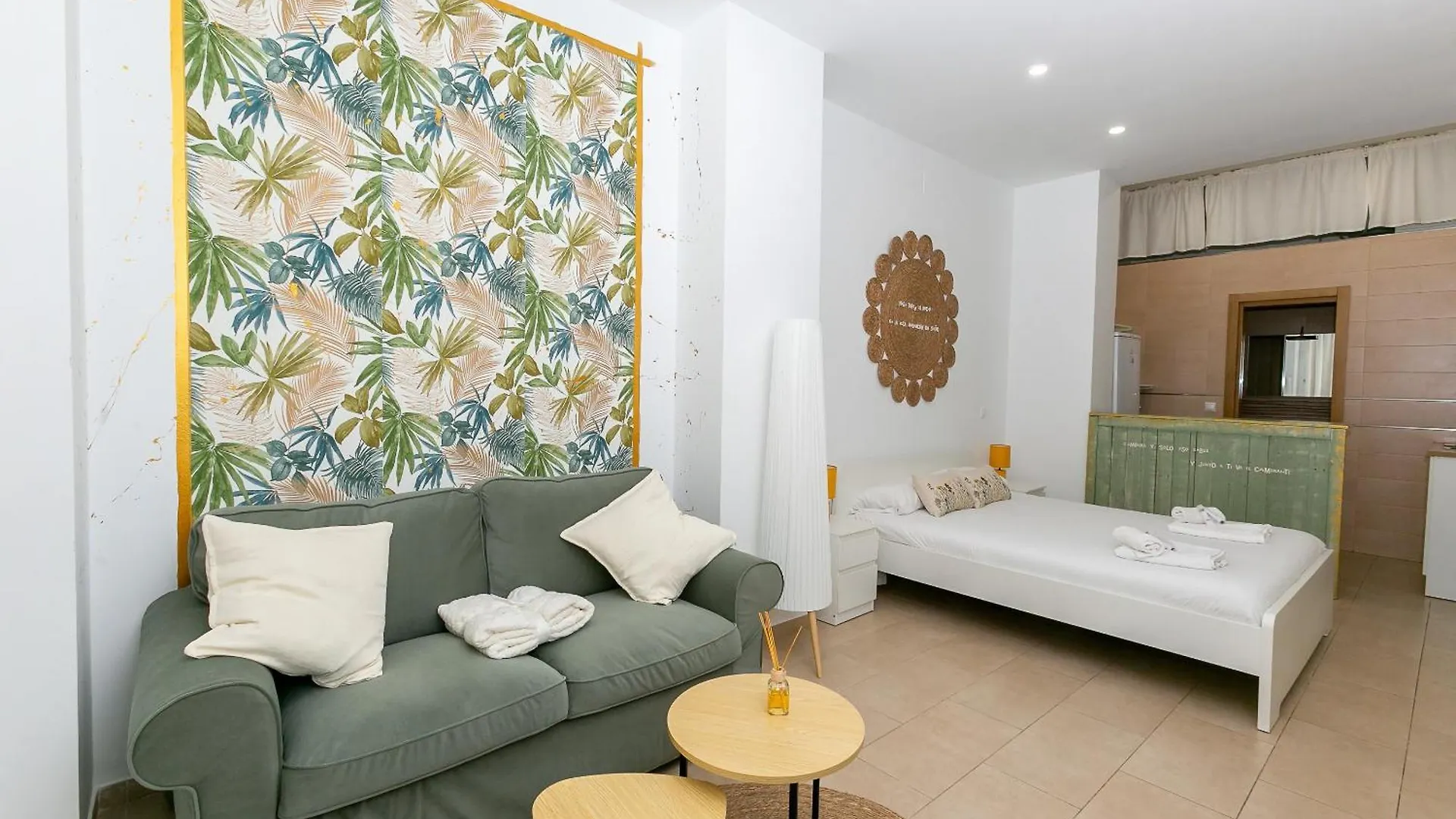Estudio Urbano Reformado Malaga 0*,