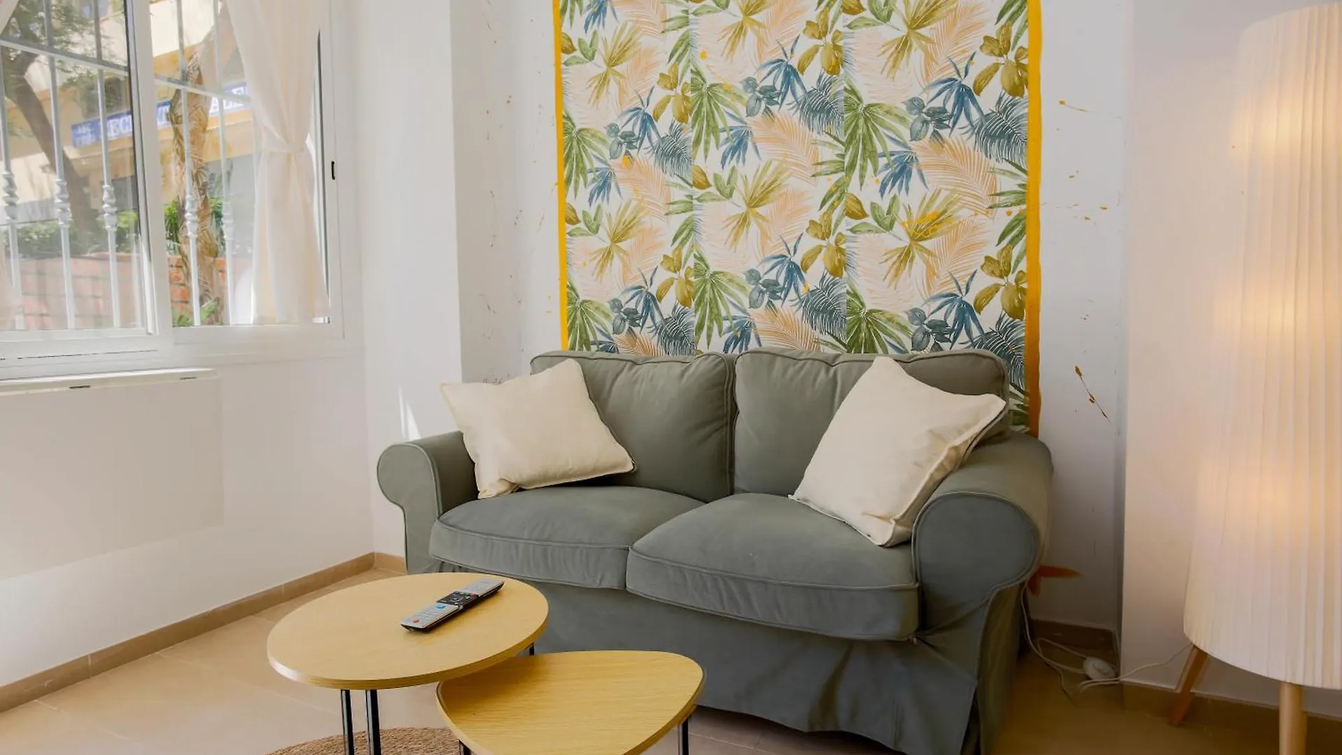 Estudio Urbano Reformado Malaga Spain